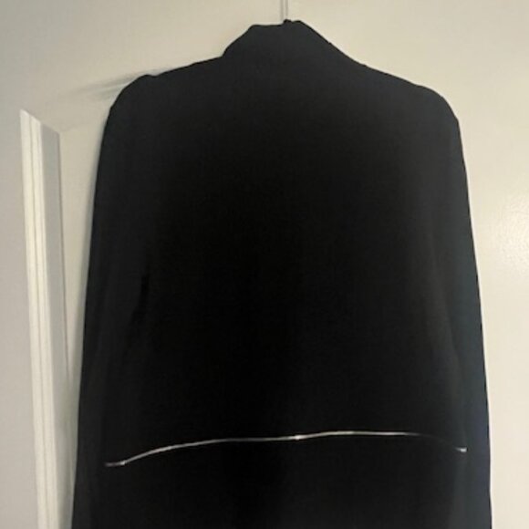 New, G.I.L.I.  long sleeved,Cardigan/crop sweater/ zipper detail, black, sz M - Picture 4 of 9